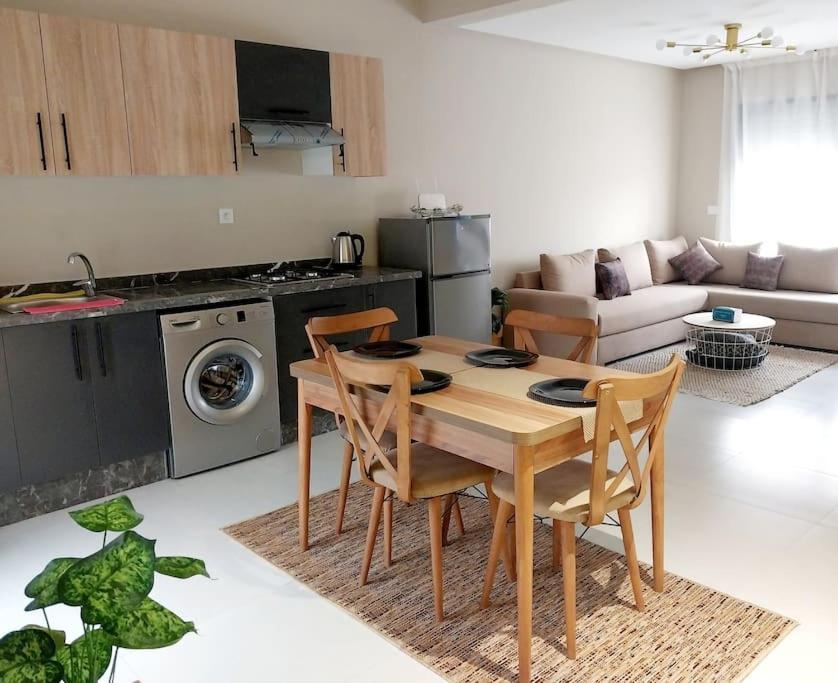 Appartement Cosy Proche Aeroport Deroua Buitenkant foto