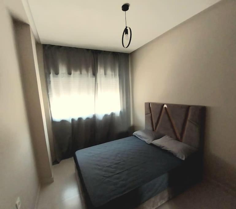 Appartement Cosy Proche Aeroport Deroua Buitenkant foto