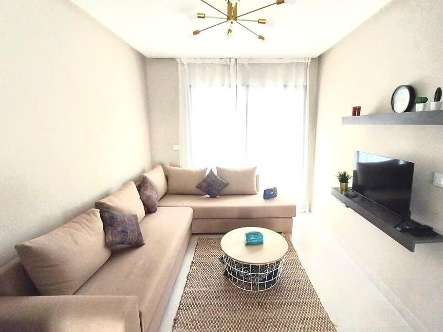 Appartement Cosy Proche Aeroport Deroua Buitenkant foto